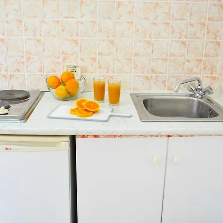 Loula Apartment *